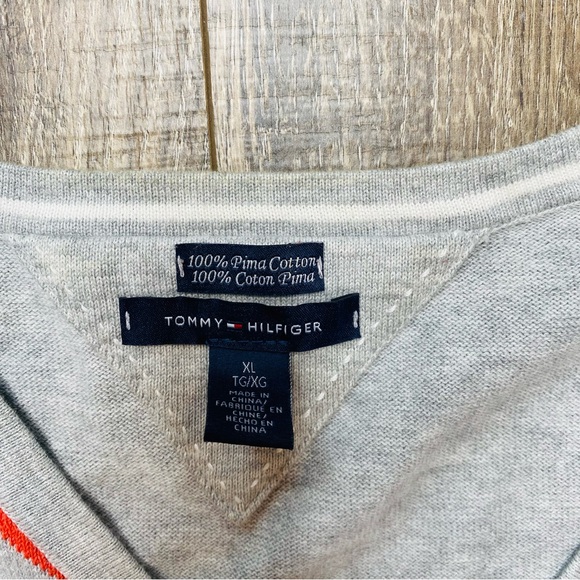 Vintage Tommy Hilfiger argyle sweater, size XL - Picture 4 of 9